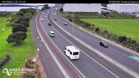 Webcams around Auckland International Airport